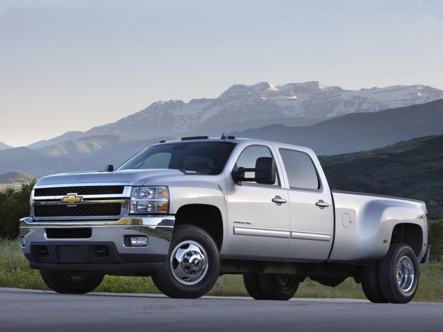  Chevrolet Silverado 3500 HD Crew Cab 2010 года  (фото 5 из 16)
